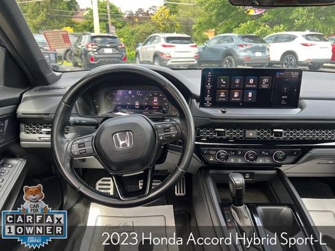 Used 2023 Honda Accord Sport image 12