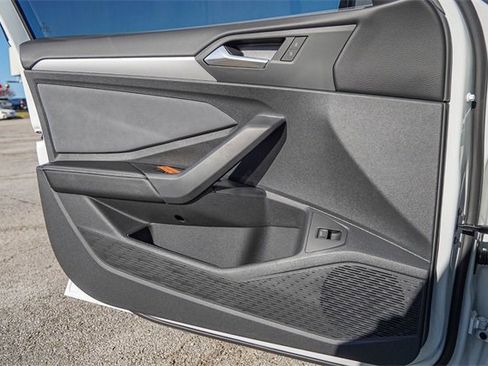 New 2026 Volkswagen Jetta SE image 16