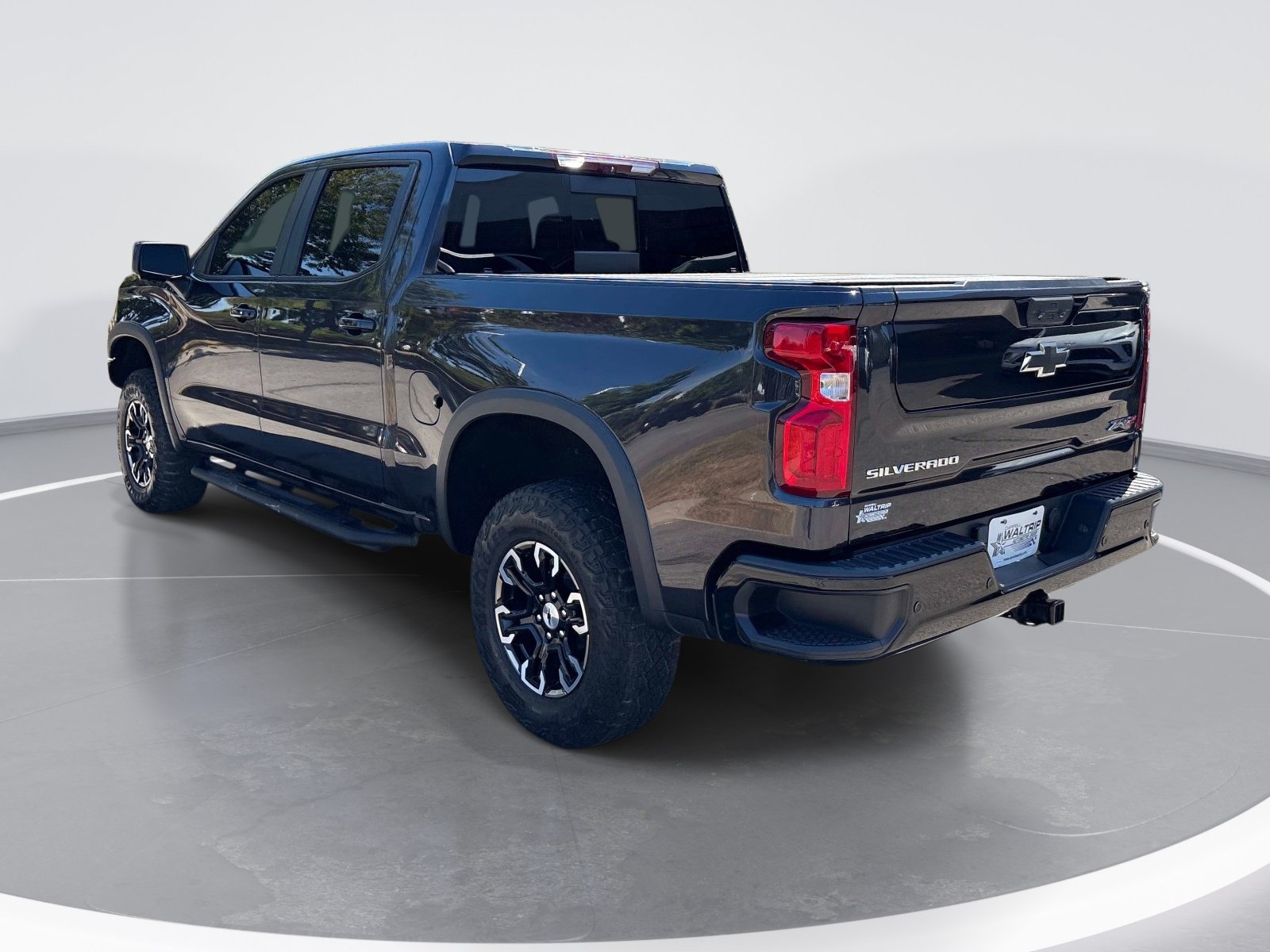 Used 2022 Chevrolet Silverado 1500 ZR2 w/ Technology Package AWD/4WD image 6