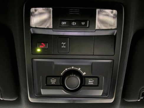 Certified 2023 Toyota Tacoma TRD Off-Road image 37