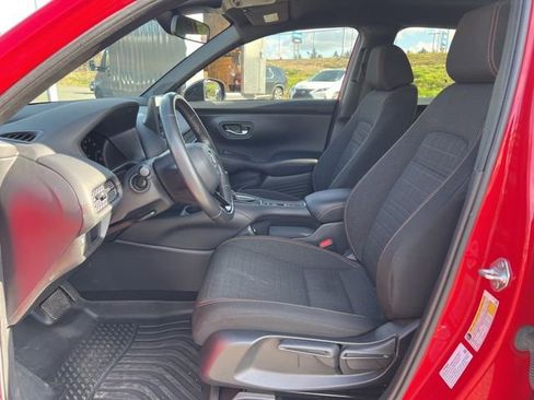 Used 2023 Honda HR-V Sport image 14
