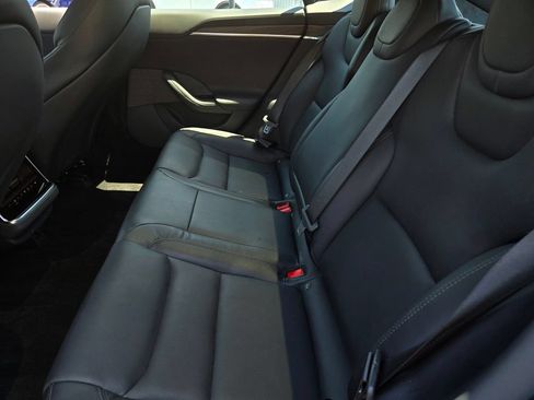 Used 2022 Tesla Model S AWD/4WD image 13