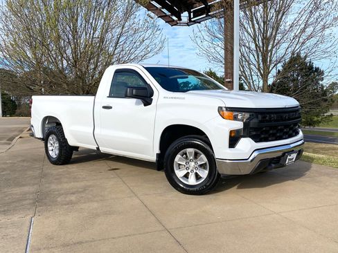 Used 2022 Chevrolet Silverado 1500 W/T image 1