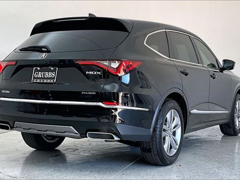 Certified 2025 Acura MDX SH-AWD image 15