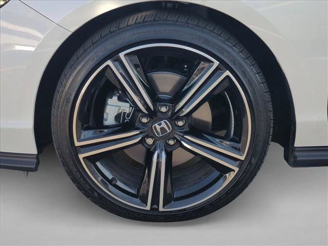 Used 2025 Honda Accord Sport image 13