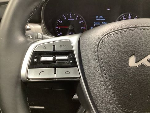 Certified 2022 Kia Telluride EX w/ EX Premium Package image 15