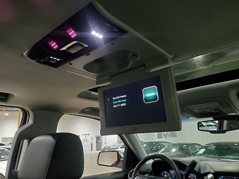 Used 2017 Chevrolet Suburban Premier image 24