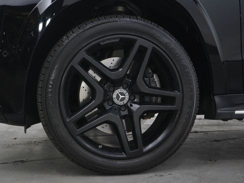 Used 2019 Mercedes-Benz GLS 550 4MATIC image 29