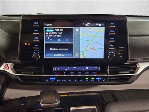 Used 2022 Toyota Sienna Limited FWD image 15