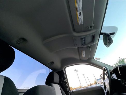 Used 2009 GMC Sierra 1500 W/T image 24