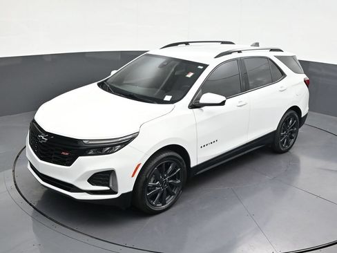 Used 2024 Chevrolet Equinox RS FWD image 15