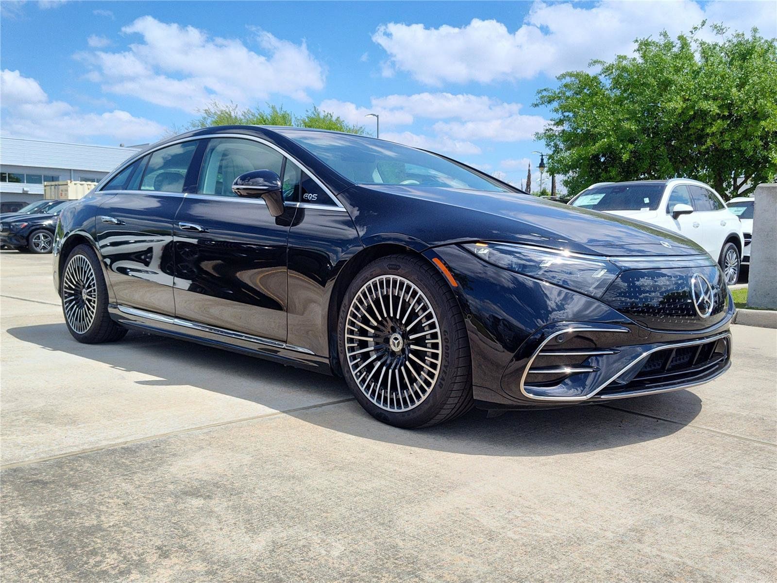 Used 2022 Mercedes-Benz EQS 580 4MATIC Sedan image 8