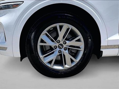 Used 2022 Genesis GV70 2.5T AWD/4WD image 10