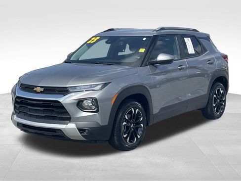 Used 2023 Chevrolet TrailBlazer LT w/ Convenience Package FWD image 8
