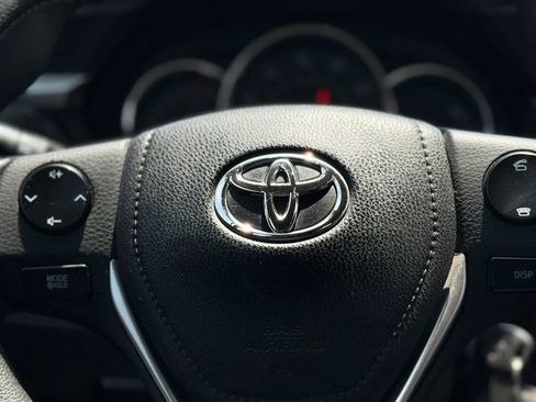 Used 2014 Toyota Corolla L FWD image 22