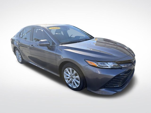 Used 2020 Toyota Camry LE FWD image 7