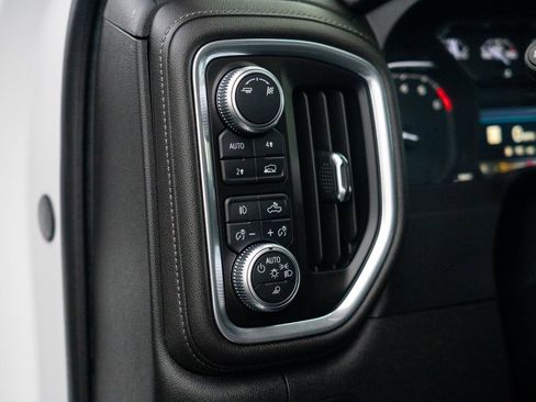 Used 2019 GMC Sierra 1500 SLT w/ SLT Premium Plus Package image 15