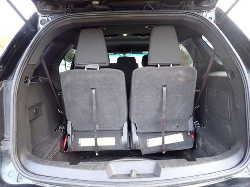 Used 2013 Ford Explorer XLT w/ Class III Trailer Tow Pkg image 16