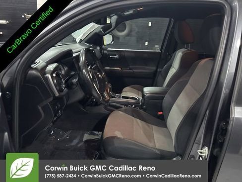 Used 2021 Toyota Tacoma TRD Off-Road w/ Advanced Technology Package AWD/4WD image 11