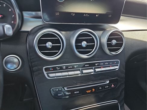 Used 2017 Mercedes-Benz GLC 300 image 17