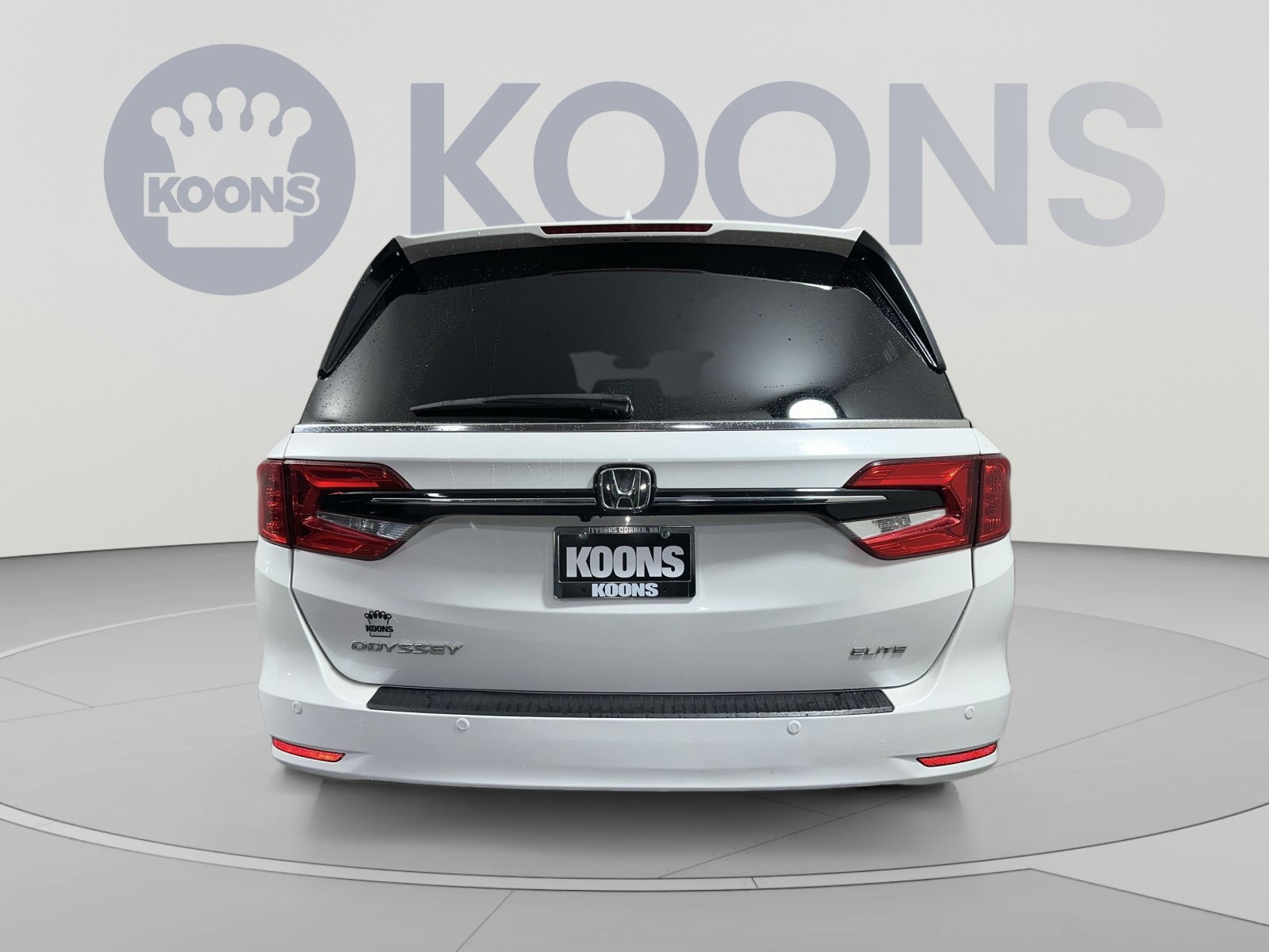 Used 2024 Honda Odyssey Elite image 5