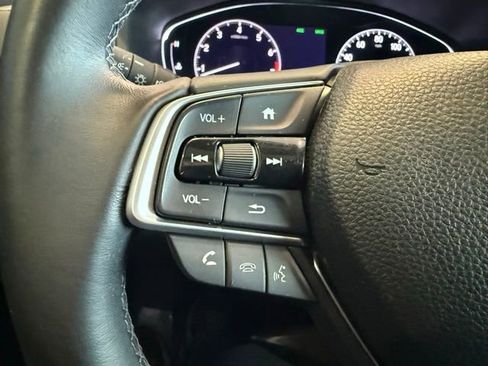 Used 2018 Honda Accord EX-L image 18