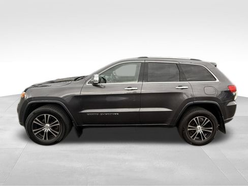 Used 2017 Jeep Grand Cherokee Limited AWD/4WD image 2