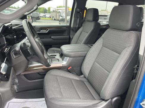 Used 2023 Chevrolet Silverado 1500 RST image 11