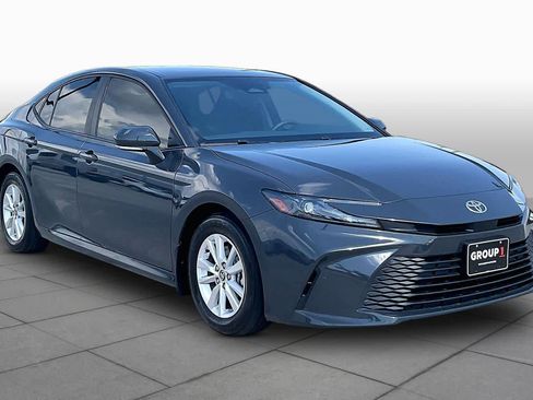 Used 2025 Toyota Camry LE w/ Convenience Package FWD image 3