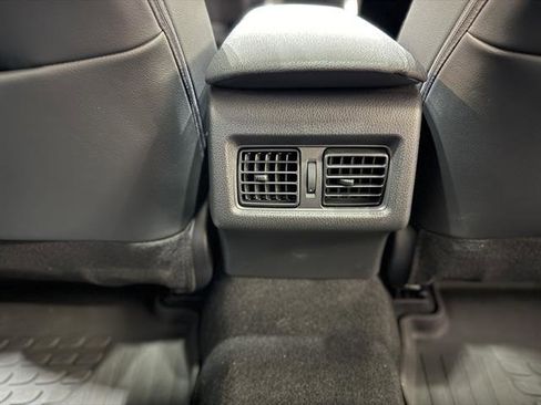 Used 2023 Toyota Camry XLE image 23