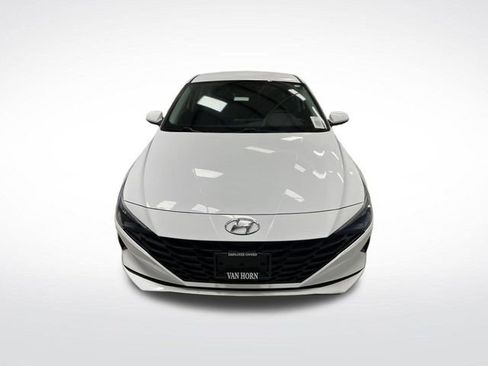 Used 2021 Hyundai Elantra Blue image 10