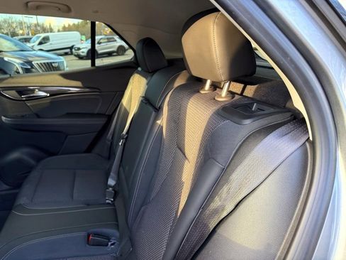 Used 2021 Buick Envision Preferred image 7