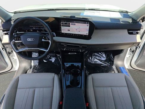 New 2026 Audi Q3 quattro 2.0T image 9