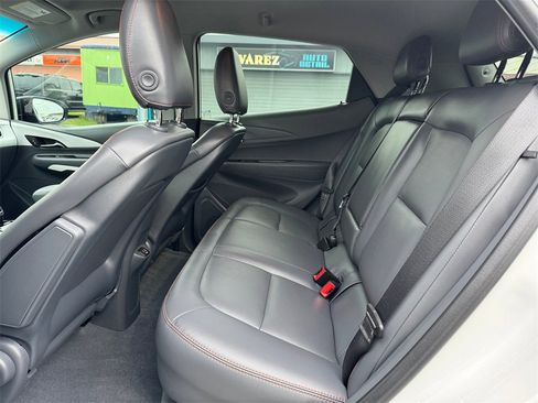 Used 2019 Chevrolet Bolt Premier w/ Infotainment Package image 16
