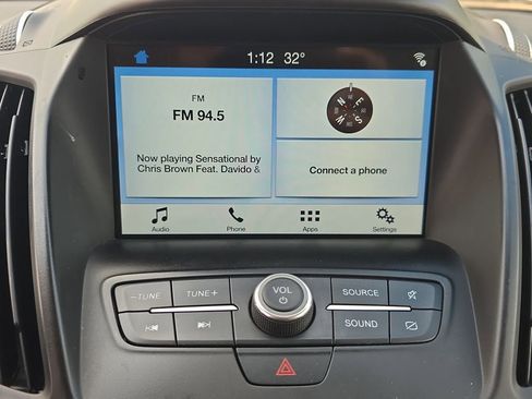 Used 2019 Ford Escape SEL image 18