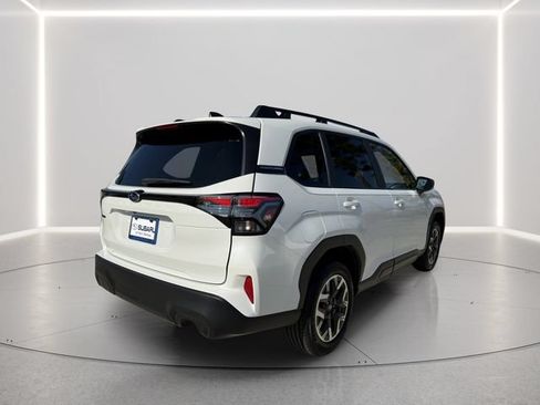 Used 2026 Subaru Forester Premium AWD/4WD image 6