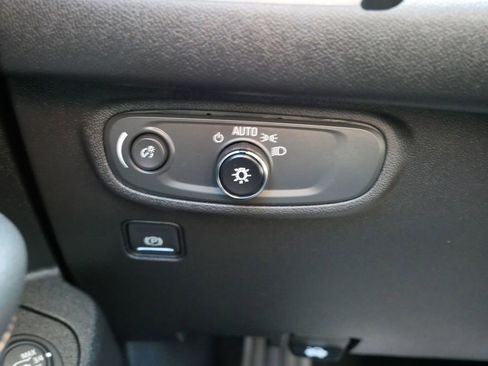 Used 2020 GMC Terrain SLE w/ Driver Convenience Package AWD/4WD image 29