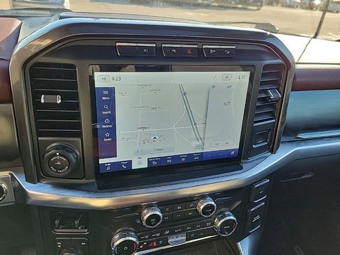 Used 2022 Ford F150 Lariat w/ Equipment Group 502A High image 24