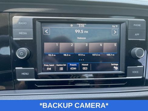 Used 2021 Volkswagen Jetta SE FWD image 6