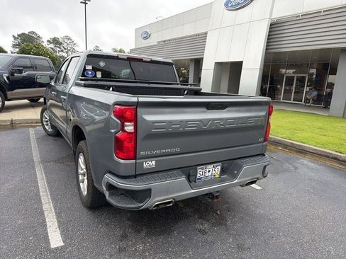 Used 2021 Chevrolet Silverado 1500 LT AWD/4WD image 16
