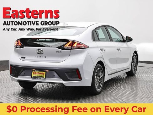 Used 2021 Hyundai Ioniq Limited FWD image 5