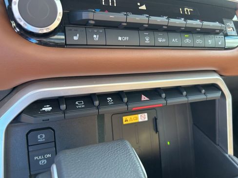 Used 2022 Toyota Tundra 1794 Edition image 40