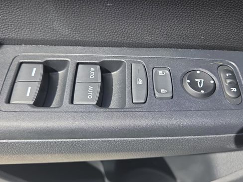 Used 2025 Honda CR-V Sport image 34