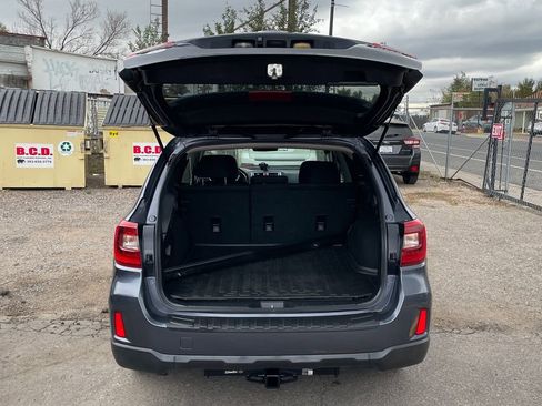 Used 2017 Subaru Outback 2.5i Premium image 26