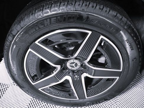 Used 2026 Mercedes-Benz GLC 300 4MATIC image 8