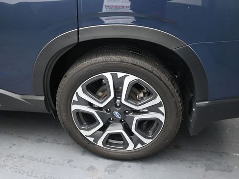 Used 2023 Subaru Ascent Limited w/ Technology Package AWD/4WD image 15