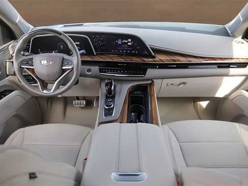 Certified 2024 Cadillac Escalade ESV Sport Platinum w/ LPO, Floor Liner Package image 29