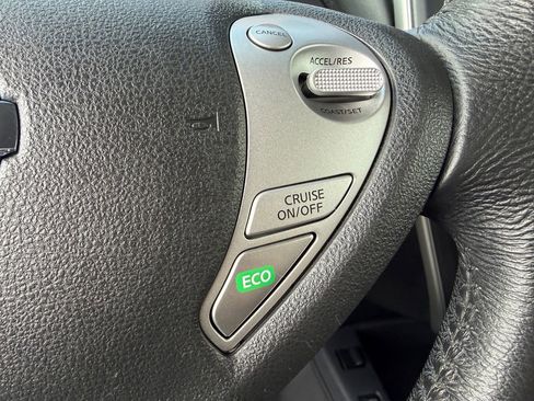 Used 2015 Nissan Leaf S w/ Charge Package FWD image 28