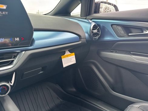 New 2026 Chevrolet Equinox EV LT image 23