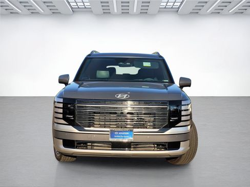 Certified 2026 Hyundai Palisade Calligraphy AWD/4WD image 2